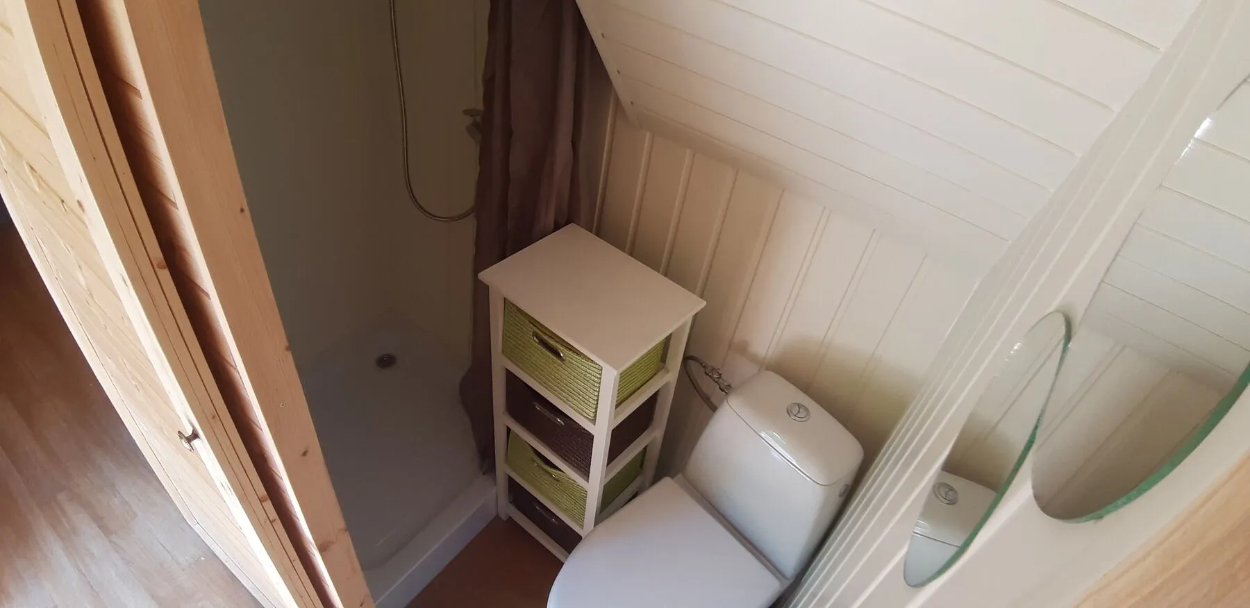 Das Badezimmer der verzauberten Hütte