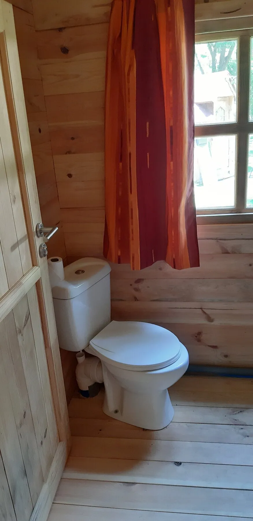 Der Duschraum des Ranch-Chalets