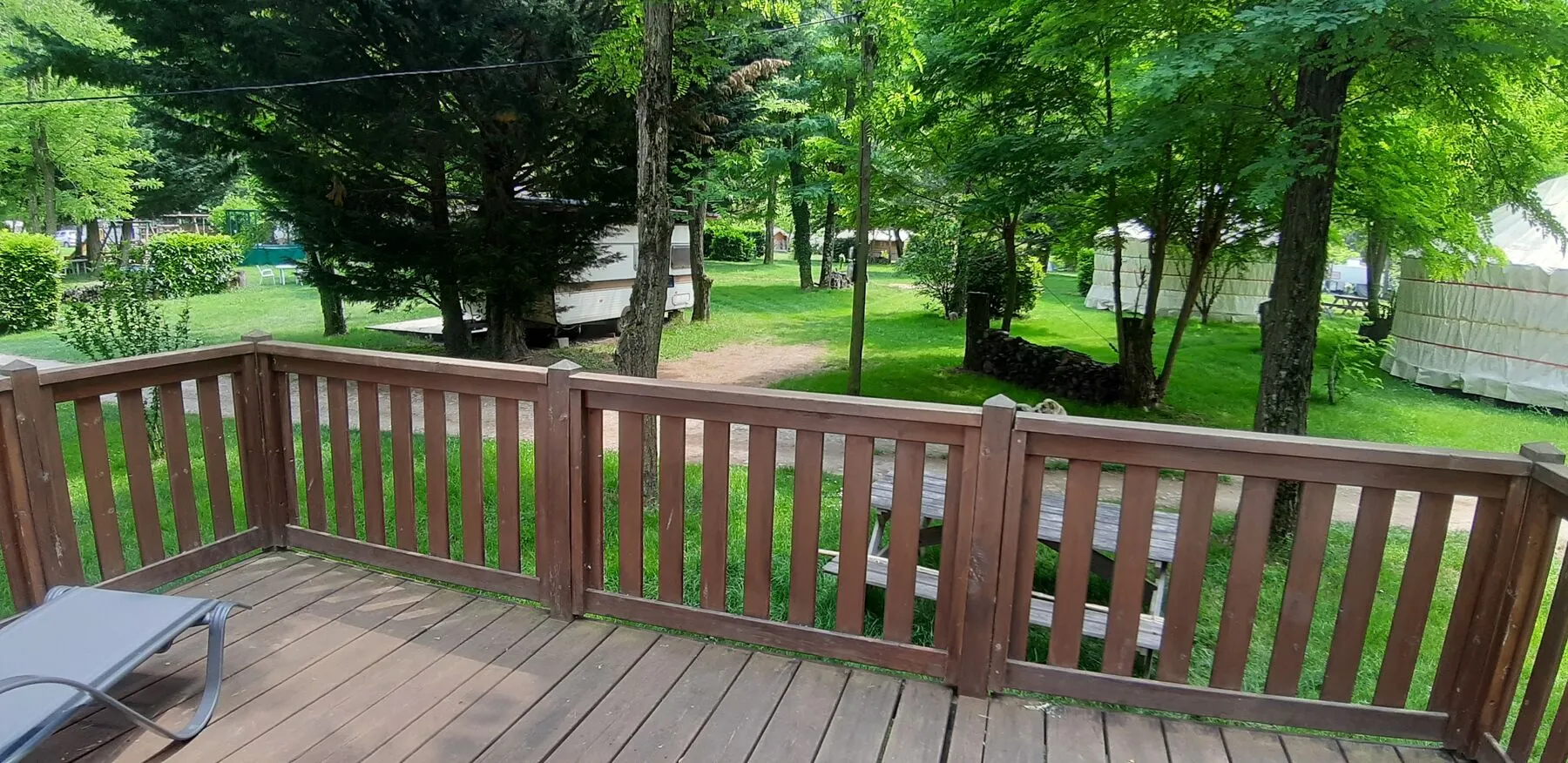 Der Blick von der Terrasse des Cottage Flower